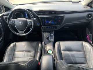 Toyota Auris foto 8