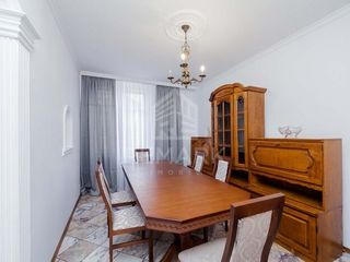 Casa de lux in chirie cu 2000 € foto 6