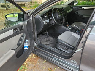 Volkswagen Jetta foto 10