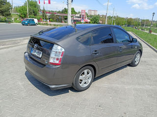 Toyota Prius foto 2