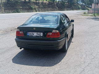 BMW 3 Series foto 4