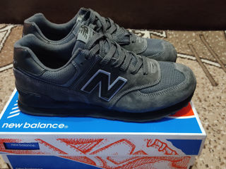 New balance sur închis foto 5