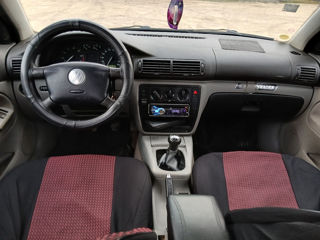 Volkswagen Passat foto 9