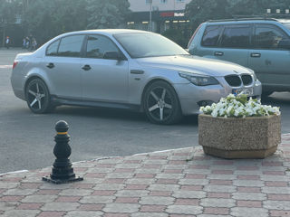 BMW 5 Series foto 5