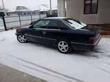 Mercedes Series (W124) foto 7