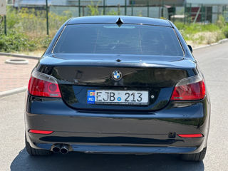 BMW 5 Series foto 7