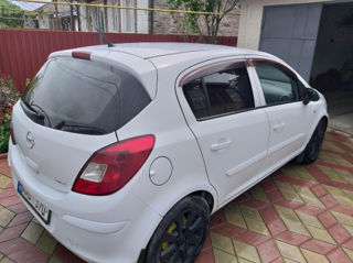 Opel Corsa foto 2