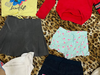 Вещи на девочку 6-7 лет сарафаны, шорты, костюм, штаны и другое
