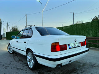 BMW 5 Series foto 13