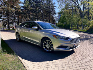 Ford Fusion foto 1