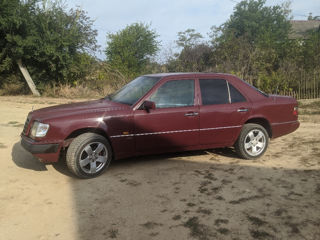 Mercedes Series (W124) foto 9