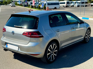 Volkswagen Golf foto 6