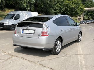 Toyota Prius foto 5