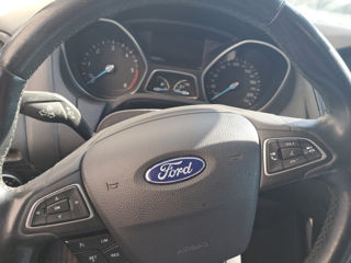 Ford Focus foto 6