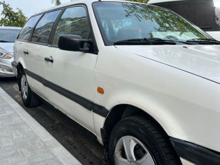 Volkswagen Passat foto 3