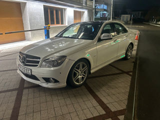 Mercedes C-Class