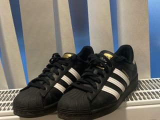 Adidas Superstar