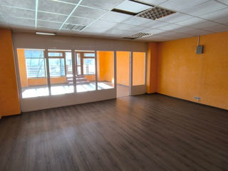 Spațiu comercial 400mp. Oficiu 80mp. Ciocana. Chirie. Помещение 400 кв.м. Офис 80 кв.м. Аренда foto 8