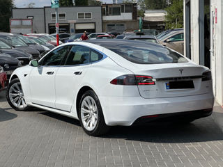 Tesla Model S foto 5