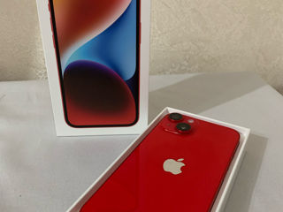 iPhone 14 Red 256GB foto 4