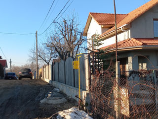 Casa in 2 niveluri! Dumbrava,str.Mihai Eminescu . foto 4
