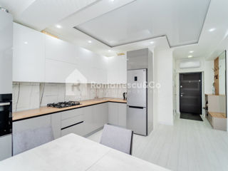 Apartament cu 2 camere, 73 m², Poșta Veche, Chișinău foto 2