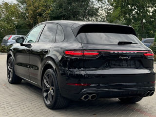 Porsche Cayenne foto 4