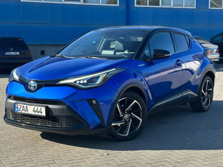 Toyota C-HR foto 2