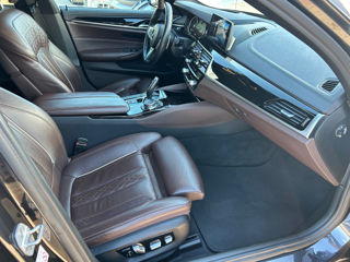 BMW 5 Series foto 17