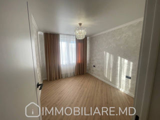 Apartament cu 3 camere, 72 m², Buiucani, Chișinău foto 2