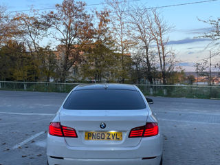 BMW 5 Series foto 6