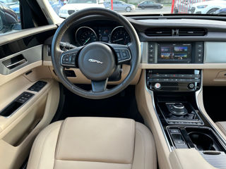 Jaguar XF foto 8