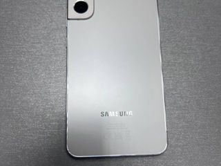 Samsung Galaxy S22+ foto 1