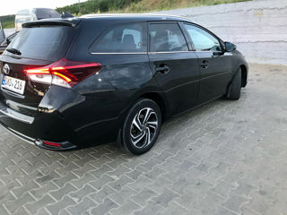 Toyota Auris foto 4