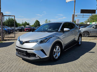 Toyota C-HR foto 1