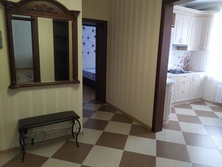 Apartament cu 2 camere, 66 m², Centru, Comrat