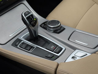 BMW 5 Series foto 11