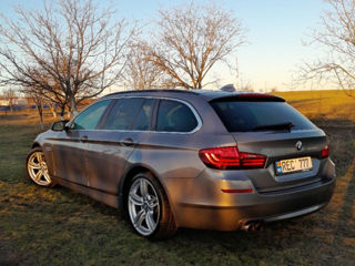 BMW 5 Series foto 4