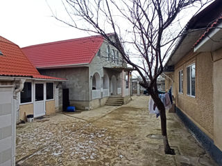 3 дома (144/111/80m2) на одном участке, с.Григорешты, 15 км от мун.Бельцы foto 16