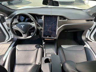 Tesla Model S foto 10