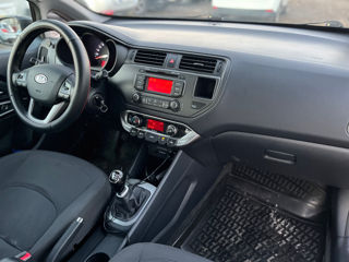 KIA Rio foto 10