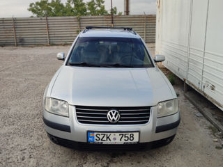 Volkswagen Passat foto 2