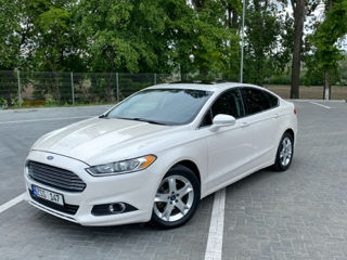 Ford Fusion foto 0