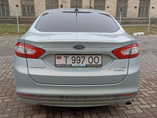 Ford Fusion foto 3