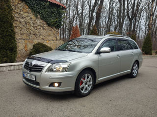 Toyota Avensis foto 3