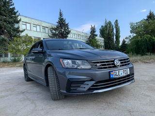 Volkswagen Passat foto 2