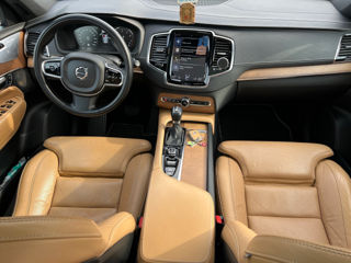 Volvo XC90 фото 8