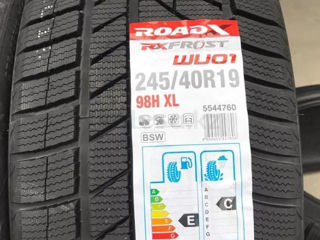 275/35 R19 + 245/40 R19 -  Anvelope Iarna Roadx RxFrost WU01 foto 2