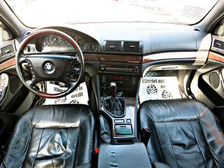 BMW 5 Series foto 6