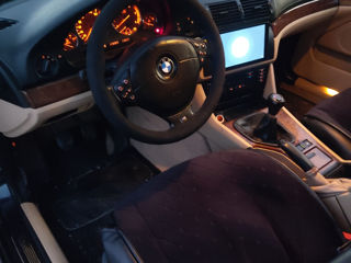 BMW 5 Series foto 6